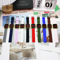 Montre électronique sportive LED rectangulaire simple à succès, montre décontractée tendance pour étudiants, montre de couple