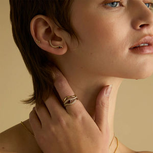 Coeur <span class=keywords><strong>grenat</strong></span> <span class=keywords><strong>bague</strong></span> pavé diamant bagues <span class=keywords><strong>Vermeil</strong></span> or bijoux 925 argent <span class=keywords><strong>bague</strong></span> conceptions femmes 14k or bijoux en gros - Product Image 4