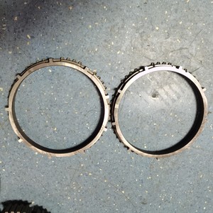 Pièces de transmission manuelle 0501318802 13253120126093201008129633305013253330181356010004135204010 pour transmission ZF - Product Image 6