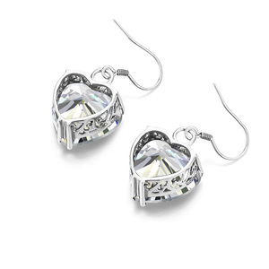 Pendientes de plata de ley 925 con forma de corazón y diamantes, joyería clásica de lujo - Product Image 3
