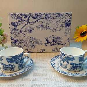 Wholesale of European Style Luxury Porcelain Coffee <b>Sets</b> and <b>Bone</b> <b>China</b> Cup and Saucer <b>Sets</b> - Product Image 4