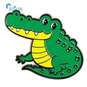 Pin de solapa personalizable con dibujos de cocodrilo, Delfín de cocodrilo, tiburón, ballena, cadena, Pin, Pin esmaltado - Product Image 4