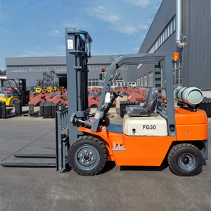 Fabricant chinois de chariots élévateurs au gaz propane liquéfié de 2 tonnes, 3 tonnes, 3,5 tonnes, équipés d'un moteur Nissan K21 K24 K25 - Product Image 1