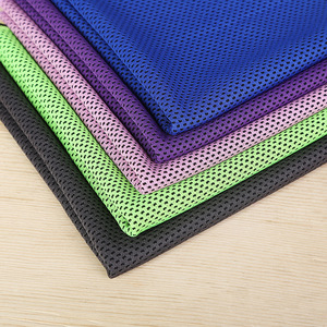 Toalla fría de absorción de sudor fuerte Toalla de enfriamiento rápido Protección solar de verano y toalla de enfriamiento de alta temperatura - Product Image 4