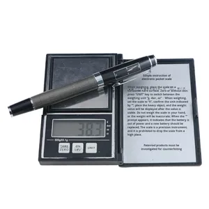 Stylo publicitaire 3D avec motif graphique, pointe 0,5 mm, encre noire, finition brossée bronze antique, motif de <span class=keywords><strong>carte</strong></span> en relief métallique, stylo à bille - Product Image 3