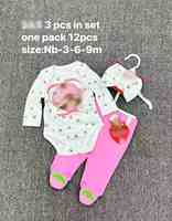 Nouveaux styles, ensemble mignon pour nouveau-nés filles, ensemble de vêtements pour bébé 3 pièces, tenue pour bébé de 3 à 9 mois avec cintres et étiquettes, ensemble de vêtements pour bébé en gros