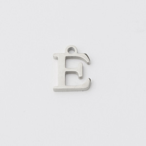 Breloques de sac en acier inoxydable plaqué or 18 carats revêtement PVD imperméable avec de minuscules lettres initiales style classique pour enfants - Product Image 6