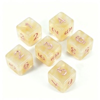 Dés en résine personnalisés de marque, coins arrondis, jaune nacré, D6 16mm, avec points dorés, ensembles de dés