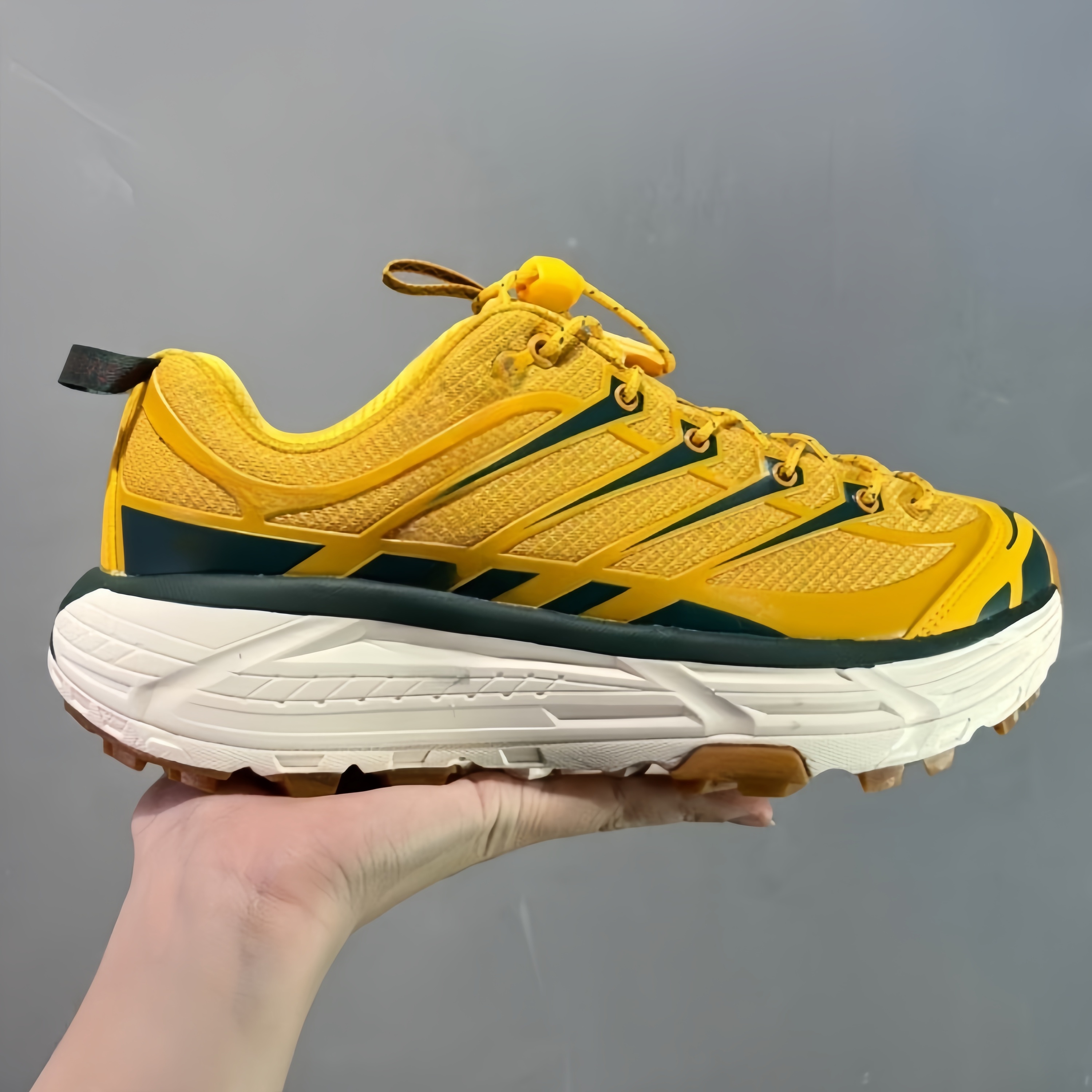 Jaune
