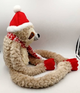 Regalos de Navidad personalizados de fábrica de alta calidad buen diseño de peluche suave lindo perezoso con sombrero y bufanda - Product Image 3
