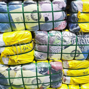 เสื้อผ้าขายส่งจากไทย BEA 83A Ktees เสื้อยืดคลาส A เสื้อผ้ามือสองสำหรับผู้หญิง บรรจุในตู้คอนเทนเนอร์แบบคละแบบ - Product Image 1