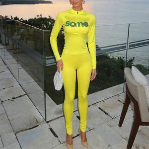 Женский спортивный комплект из 2 предметов - Product Image 4