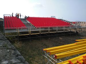 Gradas Prefabricadas de Acero Galvanizado en Caliente de la Serie MultiCETA de la Marca CETA, Fabricadas en Italia, Módulos Personalizables para Deportes y Entretenimiento - Product Image 3