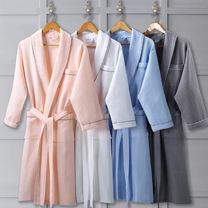 Wholesale 5 Star Luxury Kimono Hotel Spa Bath <strong>Robes</strong> Organic Cotton <strong>Waffle</strong> <strong>Robes</strong> for Summer - Product Image 1