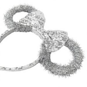 Serre-tête Minnie Mouse sous licence avec oreilles en guirlande, nœud à paillettes, accessoire de coiffure scintillant pour déguisement H.E.R. Accessoires ajustables à ajustement universel - Product Image 1