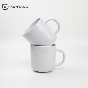 Taza <span class=keywords><strong>de</strong></span> Cerámica Personalizada Barata con Impresión <span class=keywords><strong>de</strong></span> Logotipo, Taza Personalizada Apta para Microondas y Lavavajillas con Asa - Product Image 1