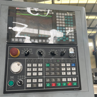 Équipement d'usinage spécialisé pour le tournage et le façonnage de têtes de réservoirs sous pression utilisant des tours verticaux CNC de grand diamètre