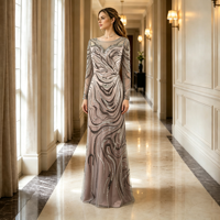 Robe de soirée sirène en tulle gris et rose transparente à manches longues, avec jupe rose intégrée, ornée de perles ondulées et scintillantes, idéale pour le bal de promo