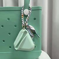 Pochette de rangement portable en silicone pour rouge à lèvres, étui triangulaire pour brillant à lèvres, breloque de sac à main, pochette cosmétique