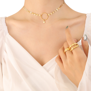 Collar <span class=keywords><strong>con</strong></span> Colgante Geométrico de Flor de Cerdito, Material de Acero de Titanio Chapado en Oro, Fabricante de Joyería - Estilo de Entrega por Pieza - Product Image 1