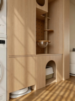 Enclos pliable pour animaux de compagnie TZD avec griffoir intégré, capsule spatiale multifonctionnelle, gamelle et design sur roulettes – Mobilier pour la maison