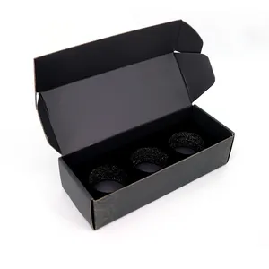 Caja de correo de envío corrugado Caja de correo con impresión de logotipo personalizado negro con bandeja interior acolchada de espuma EVA para empacar tarro perfumado de vidrio