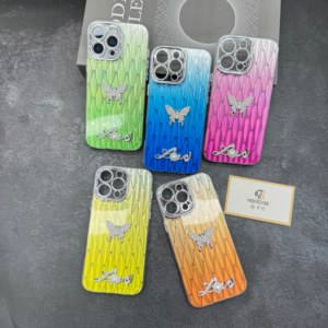 <span class=keywords><strong>เคส</strong></span>โทรศัพท์ลายผีเสื้อสำหรับ iPhone และ Android ดีไซน์ลายผีเสื้อ 3 มิติ  วัสดุ TPU บางเฉียบ สีสันสดใส แฟชั่นสำหรับผู้หญิง - Product Image 1