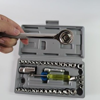 40 PCS Vente d'usine Boîte à outils en plastique Ensemble d'outils de quincaillerie domestique Jeu de clés à douilles