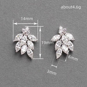 Orecchini Pendenti Ispirati ai Fiori e alle Foglie in Stile Coreano, Accessorio di Tendenza per Donne, Idea Regalo alla Moda - Product Image 4