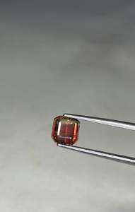 Piedra Preciosa de Turmalina Natural Pulida Más Demandada para Equilibrio Energético o Bienestar, Disponible para Suministro Mundial - Product Image 3