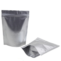 Sachet d'emballage personnalisé en aluminium sous vide de qualité alimentaire argenté avec logo, résistant à l'humidité et à l'oxygène, idéal pour aliments pour animaux de compagnie et chewing-gums