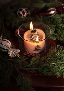 FRHY Vente en gros 2025 Nouvelle bougie <span class=keywords><strong>spirale</strong></span> colonne creuse parfumée avec <span class=keywords><strong>sapin</strong></span> intégré pour Noël Nouvel An Thanksgiving - Product Image 2