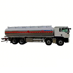Camion-citerne HOWO 8x4 de 25 500 litres avec benne utilitaire à vendre - Product Image 4