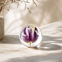 Ornement sphérique en résine fait main avec fleurs séchées, décoration florale de table en forme de tulipe