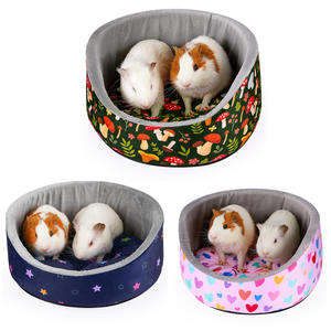 Cama pequeña para mascotas conejillo de indias escondite hámster Totoro escondite colchón suave hurón cama redonda con portavasos móvil - Product Image 1