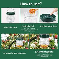 Pièges à guêpes solaires d'extérieur suspendus pour l'été, lot de 4, réutilisables, pour guêpes jaunes, abeilles, frelons, mouches, avec lumière LED, étanches IP65, pour la terrasse en automne