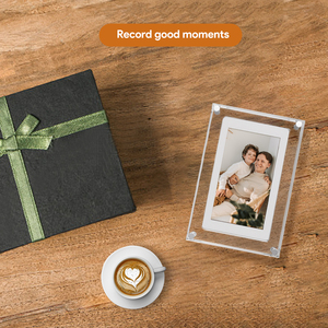 Abraza el Futuro con un Marco Digital para Fotos y Videos con Pantalla Táctil LCD Acrílica, Reproducción con Tecnología Cloud sin Interrupciones, MP3, 5 Pulgadas - Product Image 5