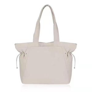 New 18L Sports Cosmetics Bag Satchel Shoulder Water-Repellent Tote with Zipper Casual Fashionable Style Polyester Lining - Product Image 2