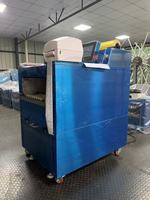 Automatische trayverpakkingsmachine voor vers fruit, groenten en vlees; commerciële clingfilm-wikkelmachine voor supermarkten