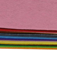 Tissu de feutre de couleur polyester aiguilleté bricolage tissu de feutre multicolore feutre de polyester aiguilleté pour l'artisanat