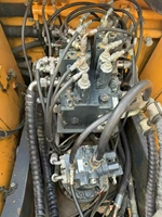 Excavatrice hydraulique Hyundai 150W-9 d'occasion, 15 tonnes, sur roues, modèle 2022, moteur, boîte de vitesses, pompe en stock, provenance Corée, prix abordable