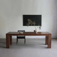 Table à manger en noyer sur mesure, style organique moderne, bureau de conférence en bois massif, longue table de direction pour hôtel écologique