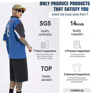 Maglietta da Calcio Streetwear Personalizzata con Logo Ricamato, Design Trendy per Uomo, Stile Retrò - Product Image 3