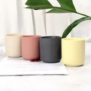 Forniture personalizzate all'ingrosso vaso per candele in ceramica di lusso contenitore per candele vuoto vaso per candele ecologico inciso con coperchio e scatola