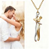 Collier Pendentif Unisexe Romantique Mère-Enfant en Alliage et Perles de Résine, Motif Couple Embrassé, Vente Chaude