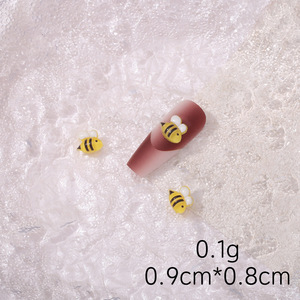 White Pink Daisy Bee Nail Charms 3D Resin Flower Gold Bee Decorations for Summer Manicure Nail Art - Product Image 6