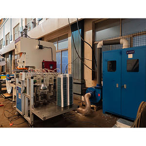 Tapa automática de alta velocidad, máquina de <span class=keywords><strong>guata</strong></span> con forro de botella cuadrada y circular, máquina contenedora de papel de aluminio para insertar juntas - Product Image 2