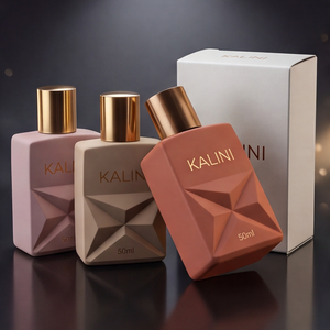 Envase de Perfume de Vidrio Cuadrado de Lujo Personalizado de 50 ml, Botella de Perfume con Cuello Corto y Diseño Elegante con Caja - Product Image 1