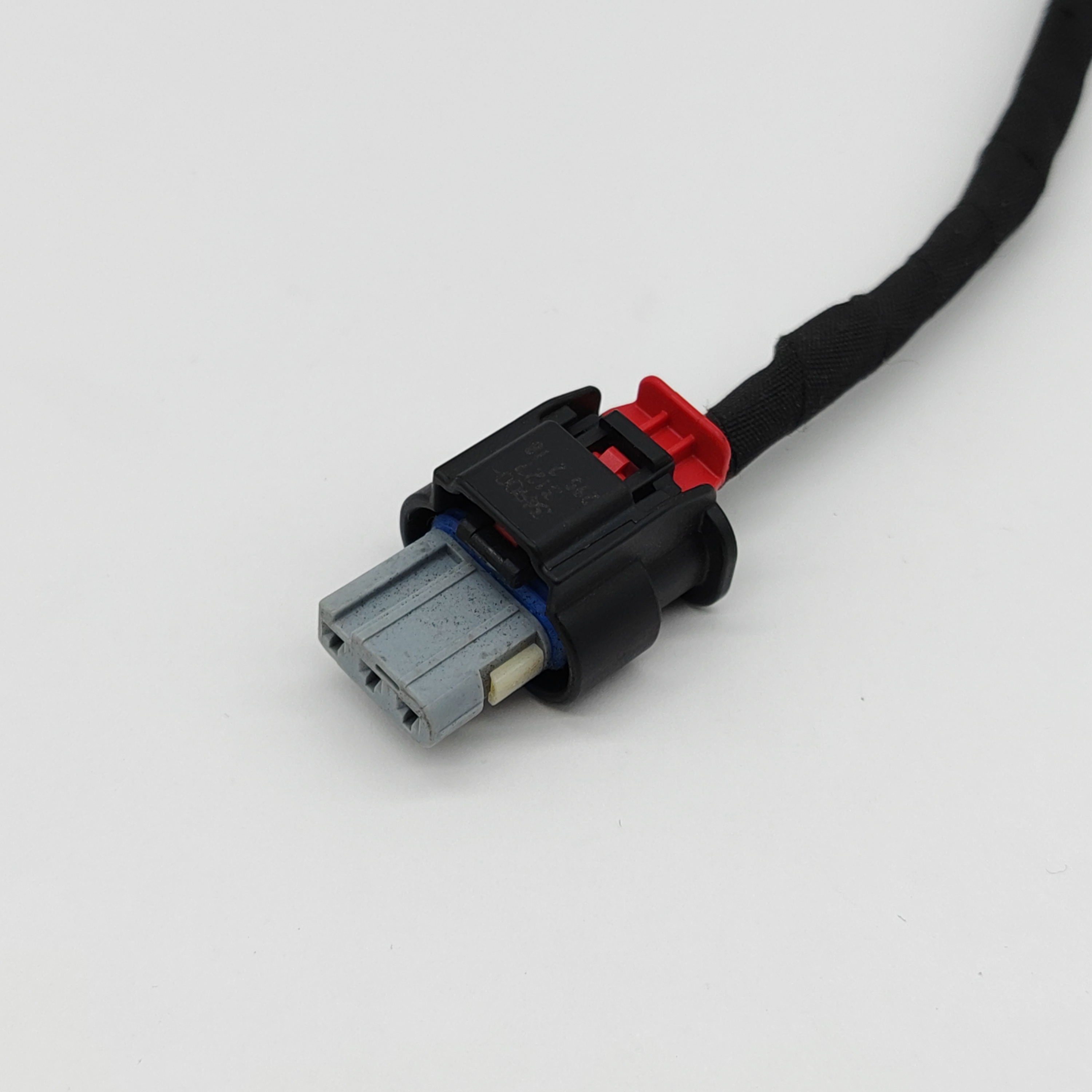 Automotive Waterproof Wire Harness Connector for Car Connector Plug 3-Pin Female CT3-0171M-3