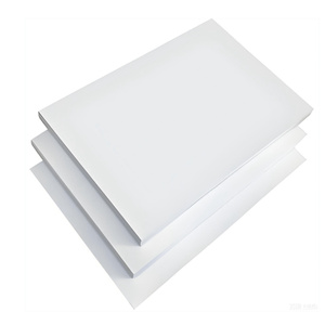 Carton FBB GC1 300 g/m² en pâte vierge, feuilles de papier ivoire à fort volume - Product Image 1